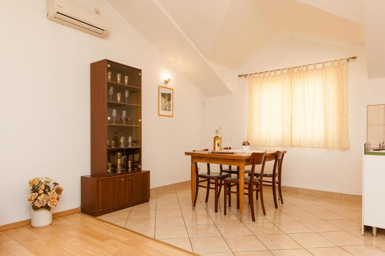 Holiday Home Beata Trogir Extérieur photo